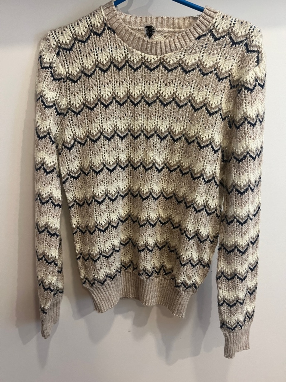 Women’s Vintage Alfred Dunner Cream Chevron Open-Knit Sweater